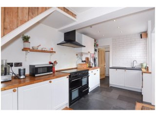 3 Bedroom House To Rent
