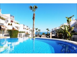 Fantastic and modern ground floor bungalow in the Azul..