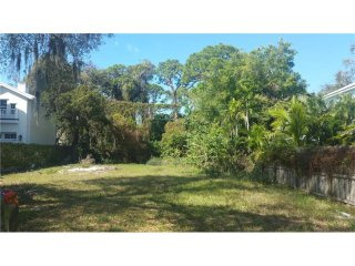 Land For Sale: 3528 Almeria Ave..