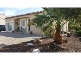 Single Storey Villa With Landscaped..