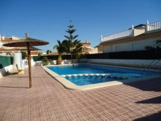 2 bedroom, 1 bathroom Apartment, (build..