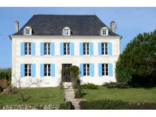 6 bedroom Manor House For Sale: 17250..