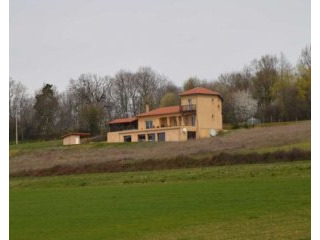 Architect designed spacious house with..