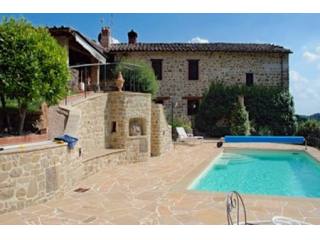 5 Bedroom House Near Lake Trasimeno