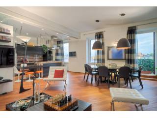 2 Bedrooms - Apartment - For Sale