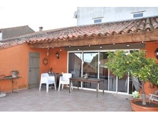 Renovated Character House With 4..