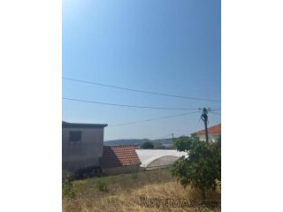 Građevinsko zemljište idealno za investitore- Seget Donji