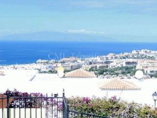 2 bedroom Apartment property for sale..