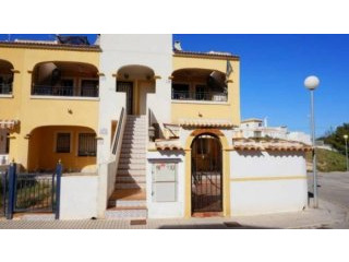 2 Bedroom 1 Bathroom Bungalow In Los..