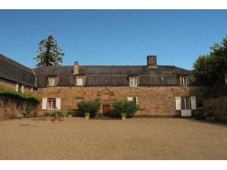 6 bedroom Manor House For Sale: 19600..