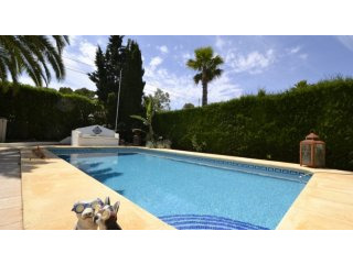 V1637 - Villa In Great Area Of Tosalet..