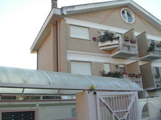 4 Bedrooms - Townhouse - For Sale