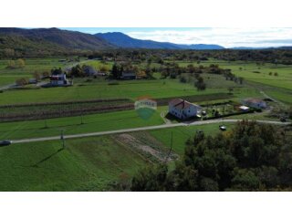 ISTRA, ROČKO POLJE - Građevinski teren 1784 m2 - Povoljno!