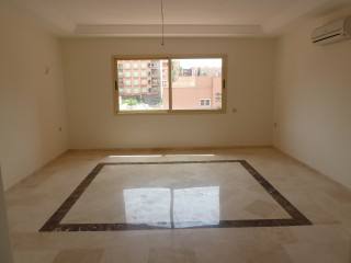 New 4 Bed Duplex Apartment - 2.5 Bath -..