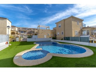 Casa adosada en Playa Flamenca, a 300 metros de la playa2..