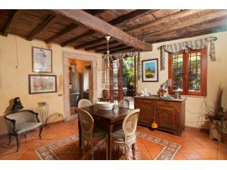 1 Bedroom - Apartment - For Sale