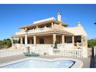 6 Bedrooms - Villa - Alicante - For Sale