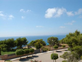 Villa With Top Finishings And Sea Views..