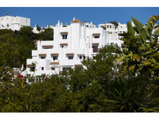 2 bedroom apartments