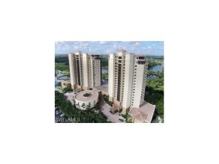 4 bedroom Condominium For Sale: Fort..