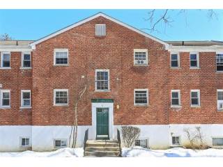 3 bedroom Co-op For Sale: Hartsdale..