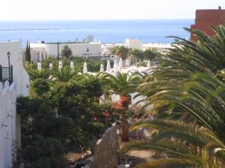 Cheap studio apartment for sale in San..