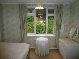 2 bed flat 4 sale