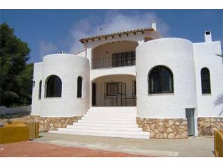 9 Bedroom Villa in Benissa