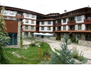 Elegantly Furnished Apartment Near The..