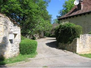 House and Guest Gite with 8 Bedrooms