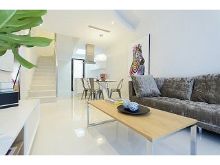 HIGH QUALITY MODERN 3 BED VILLAS