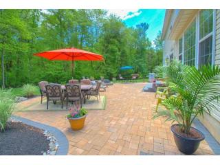 4 bedroom Flat For Sale: 17 Stoneham..