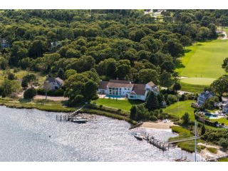 7 bedroom House For Sale: 92 North Bay..