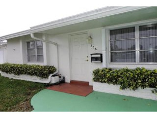 806 W Ocean, Boynton Beach, FL - $1,250