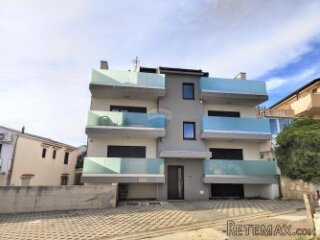 Pag; Novalja, apartman sa pogledom na more 46.46 m2 sa uklju