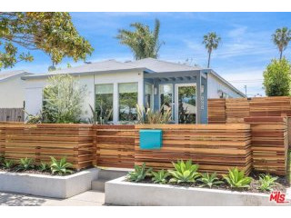 858 Flower Ave | Venice, California..