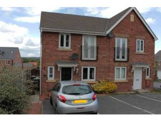 3 bedroom, Semi-detached House house..