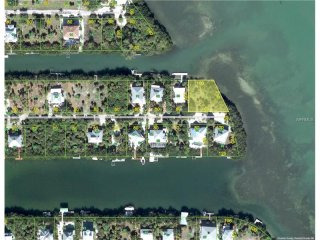 Land For Sale: 85 Palm Dr, Placida, FL..