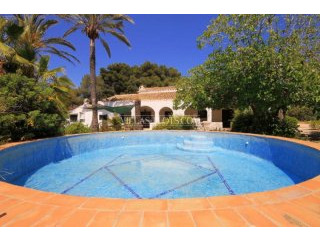 5 Bedroom Commercial,Finca,Villa In..
