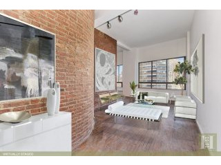 1 bedroom Apartment For Sale: 310 EAST..