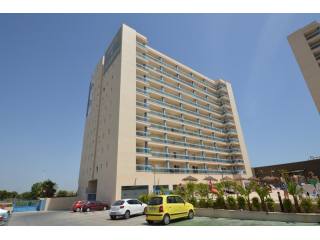 1 Bedroom 1 Bathroom Modern Apartment