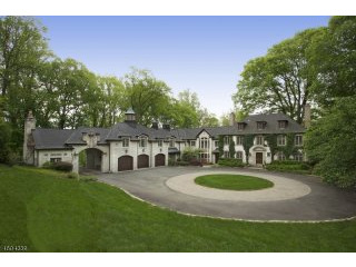 5 bedroom Detached House For Sale: 45..