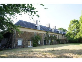 Stone Longer Set On 1.4 Hectares With..