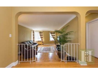 2 bedroom Apartment For Sale:4445 POST..