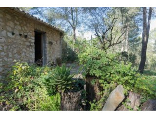 Lovely country house in protected area..