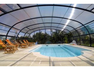 Villa with Covered Swimming Pool