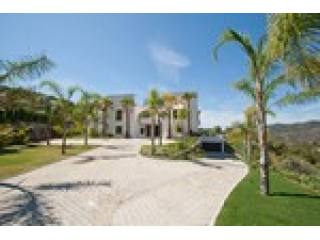 6 Bedrooms - Villa - Malaga - For Sale