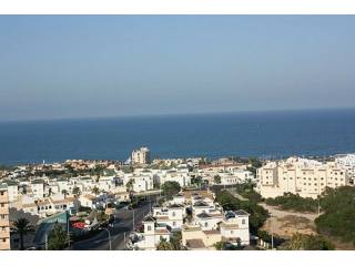 STUDIO APARTMENT WITH SEA VIEWS