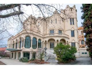Detached House For Sale: BARCELONA..