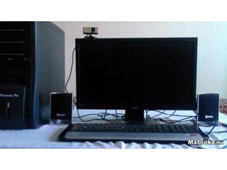 Pc acer bonne qualitée avec accesoires..